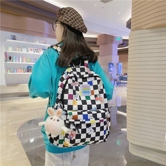 Plecak Szkolny w Kratke z Brelokiem Królika - 🎒Plecakownia.pl