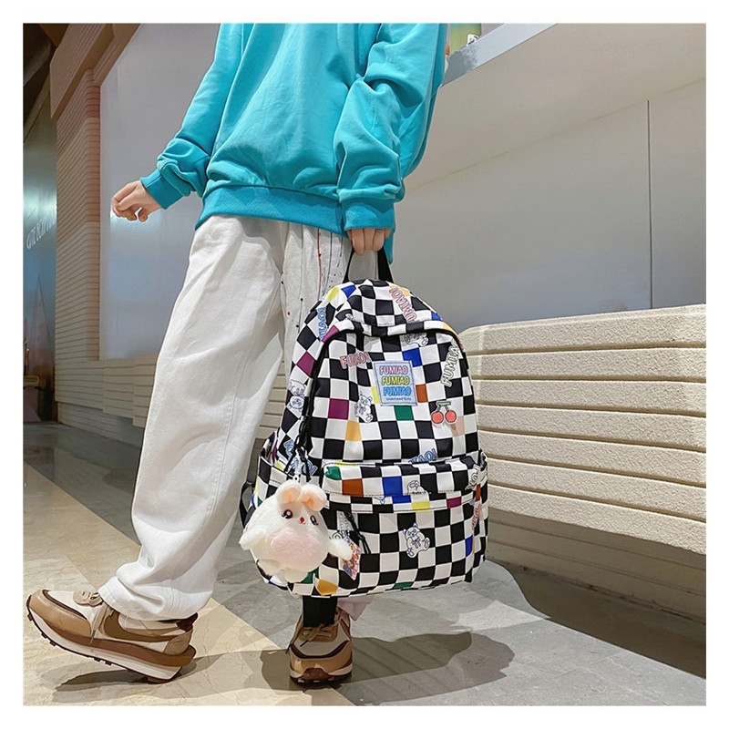 Plecak Szkolny w Kratke z Brelokiem Królika - 🎒Plecakownia.pl