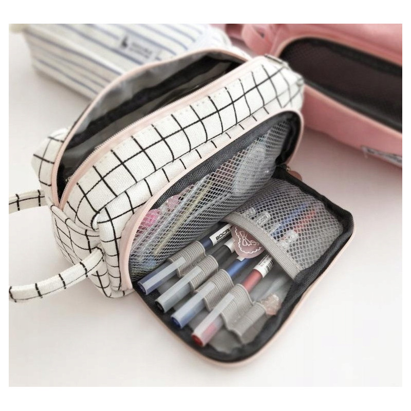 Pojemna Biała Saszetka Piórnik Szkolny w Kratę