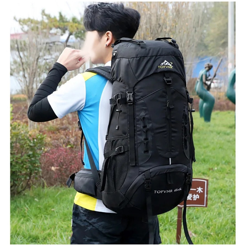 Turystyczny trekkingowy plecak górski 70L Traper 3 Czarny