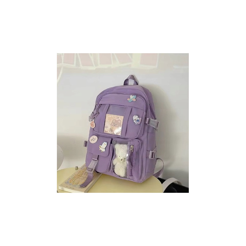 Plecak fioletowy z breloczkami i przypinkami kieszeń na laptop 15 cali (D087)