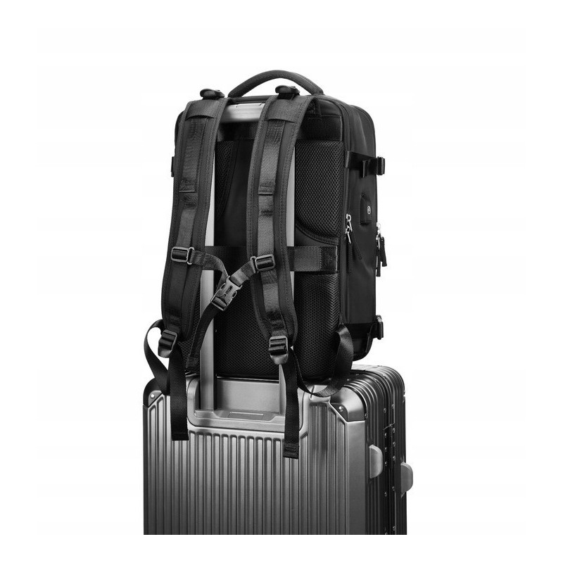 PAKKO Wielofunkcyjny plecak czarny z portem USB wodoodporny bagaż podręczny 40x20x25 z kieszenią na buty i laptopa (USB T500)