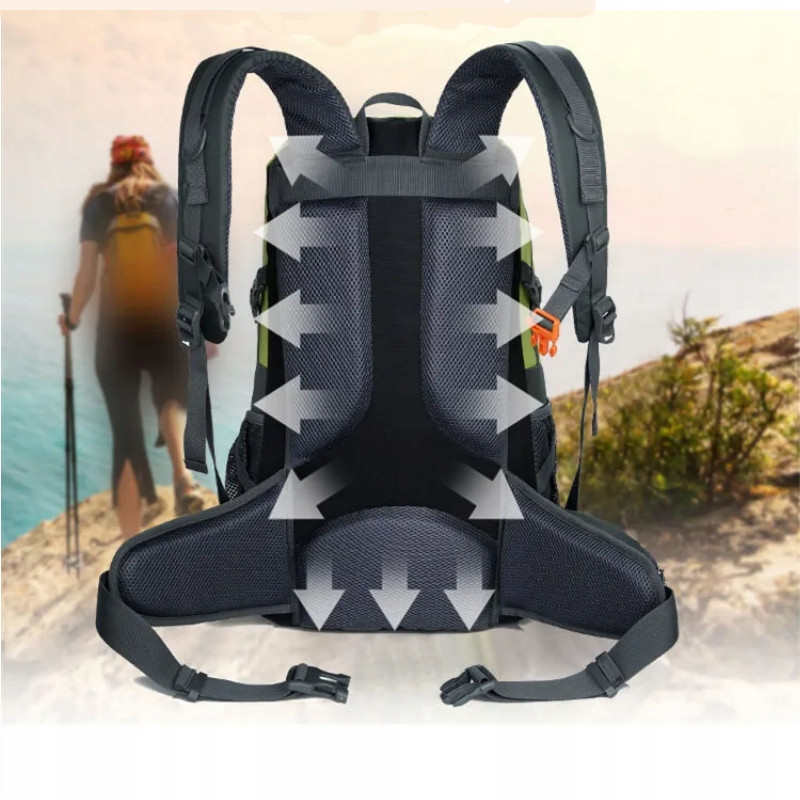 Plecak turystyczny 40L Traper 2 BLACK z pokrowcem przeciwdeszczowym 45l M