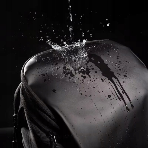 Plecak na laptopa 15,6'' wodoodporny męski miejski podróżny czarny (ZM15)