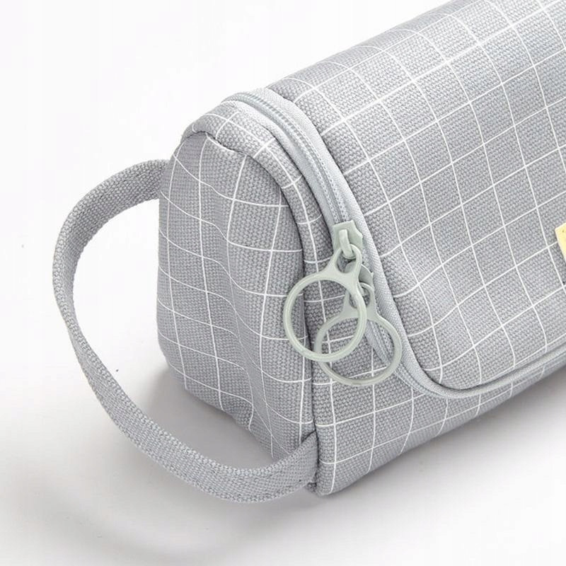 Klasyczny Szary Piórnik Szkolny w Kratę