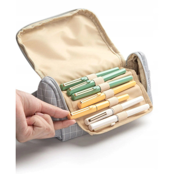 Klasyczny Szary Piórnik Szkolny w Kratę